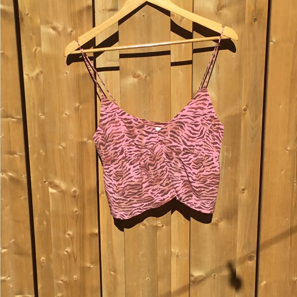 NWT Aritzia Little Moon Lover Camisole in Spring Pink/Truffle - Picture 9 of 12